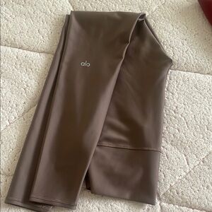 Alo Brown Leggings